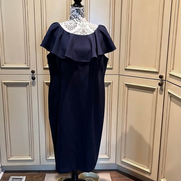 EUC-Eliza J dress Ruffle Sheath Dress. Cascading ruffles and lace back - Picture 3 of 10